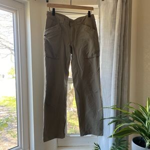 REI Roll Up Cargo Pant Size 6 Petite